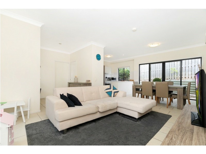 Unit 15/3 Swordgrass Court, Kallangur QLD 4503