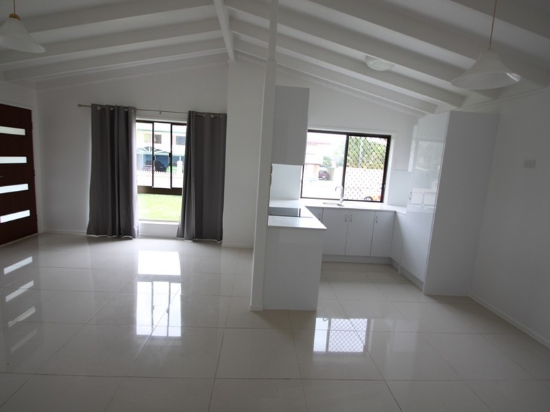 3 Lyndon Street, Kallangur QLD 4503