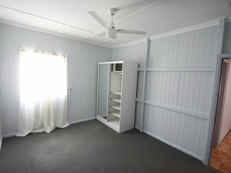 1304 Anzac Avenue, Kallangur QLD 4503