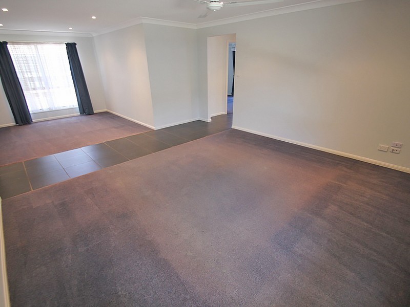 24 Water Street, Kallangur QLD 4503