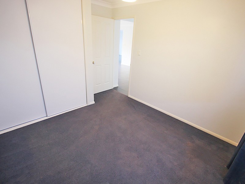 24 Water Street, Kallangur QLD 4503