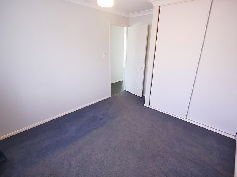 24 Water Street, Kallangur QLD 4503
