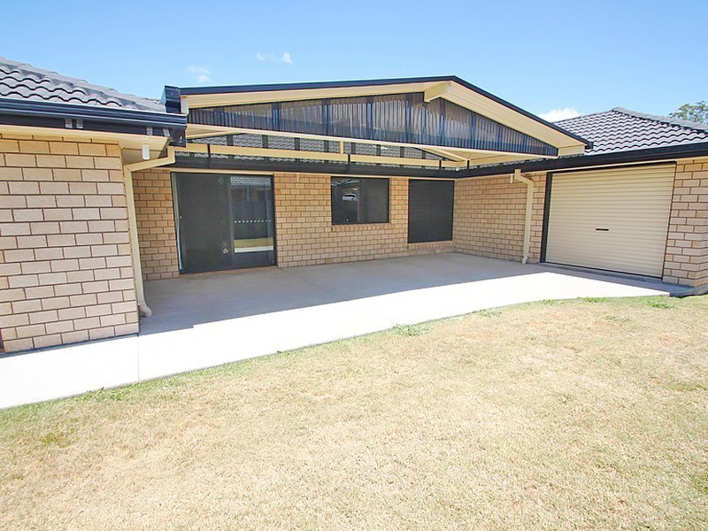 24 Water Street, Kallangur QLD 4503