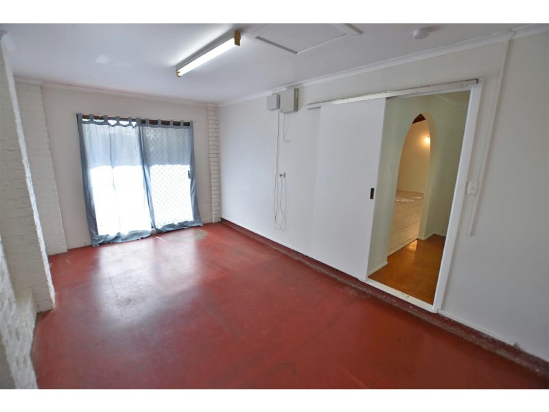 4 David Court, Kallangur QLD 4503