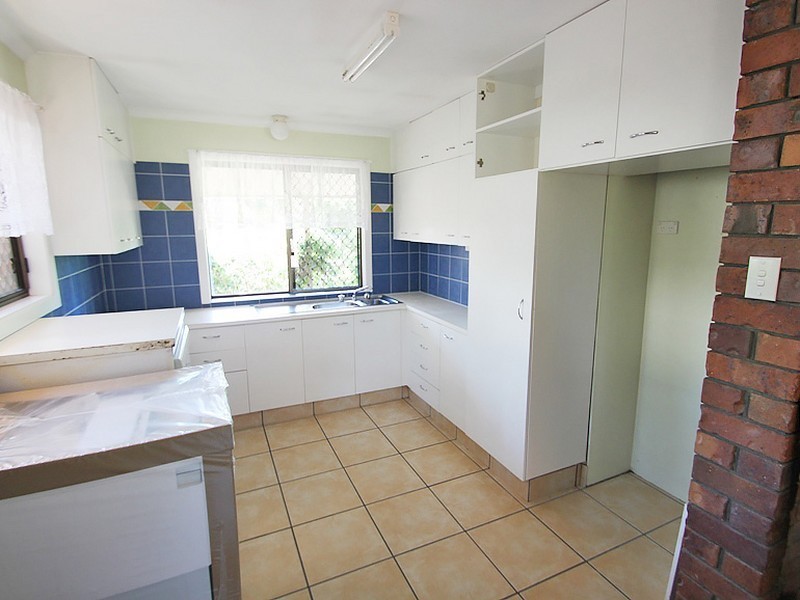 4 Paris Street, Kallangur QLD 4503