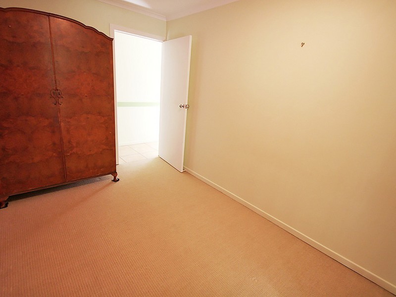 4 Paris Street, Kallangur QLD 4503