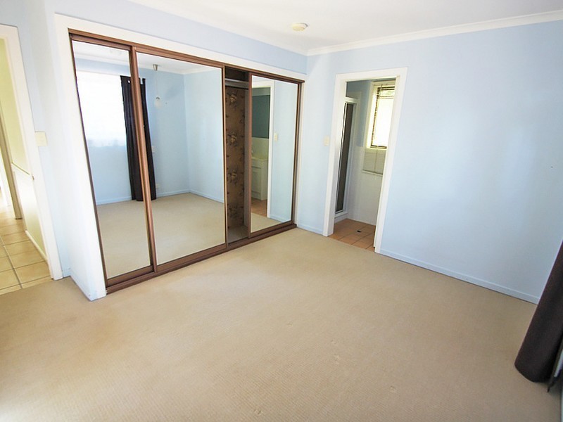 4 Paris Street, Kallangur QLD 4503