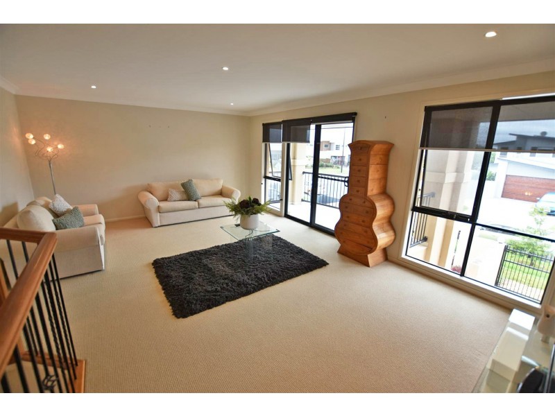 63 Lionheart Drive, Newport QLD 4020