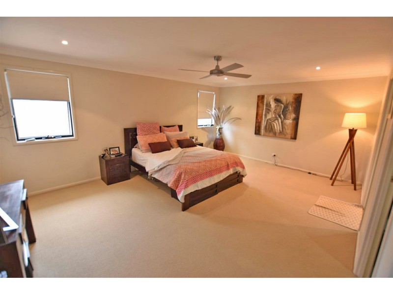 63 Lionheart Drive, Newport QLD 4020