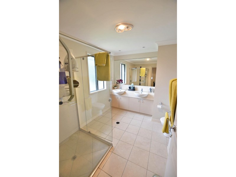 63 Lionheart Drive, Newport QLD 4020