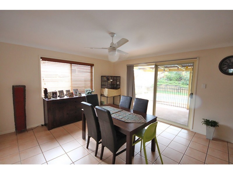 13 Esk Place, Kallangur QLD 4503