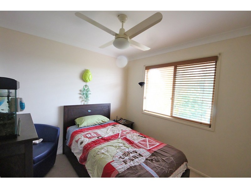 13 Esk Place, Kallangur QLD 4503