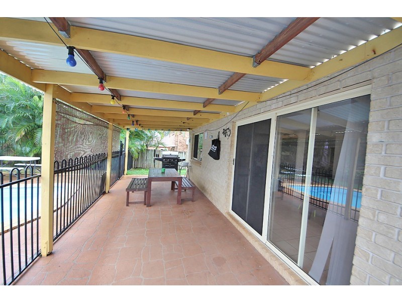 13 Esk Place, Kallangur QLD 4503