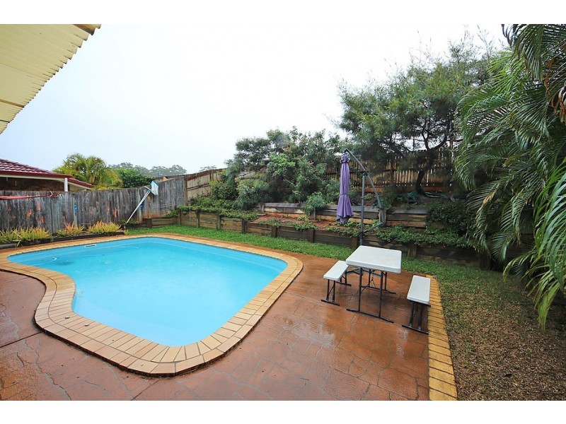 13 Esk Place, Kallangur QLD 4503