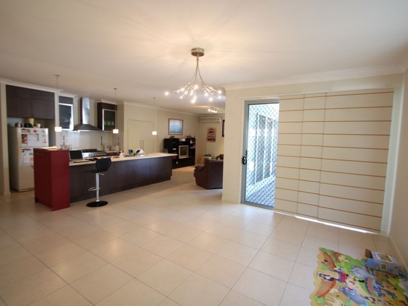 North Lakes QLD 4509