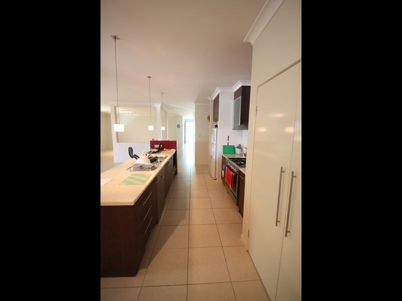 North Lakes QLD 4509