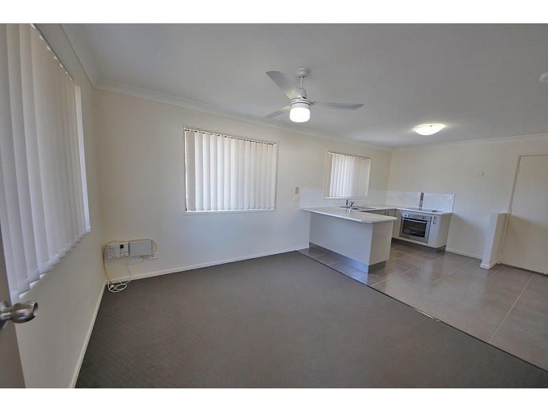 2/20 Fairlie Court, Kallangur QLD 4503