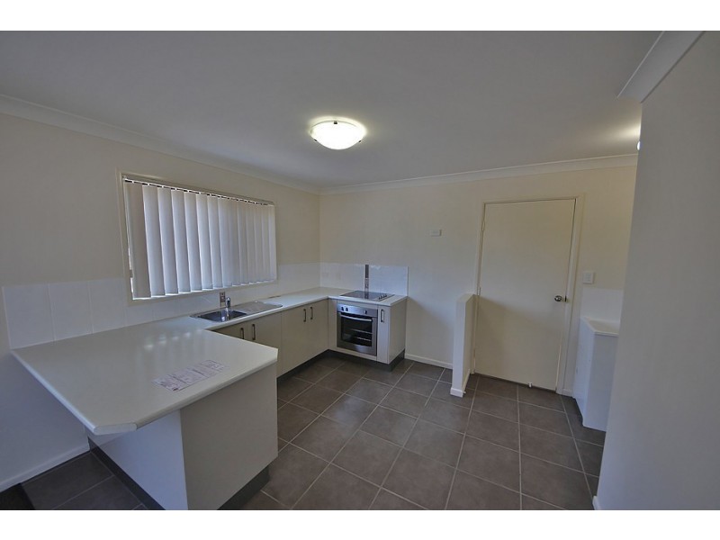 2/20 Fairlie Court, Kallangur QLD 4503