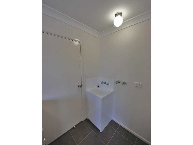 2/20 Fairlie Court, Kallangur QLD 4503