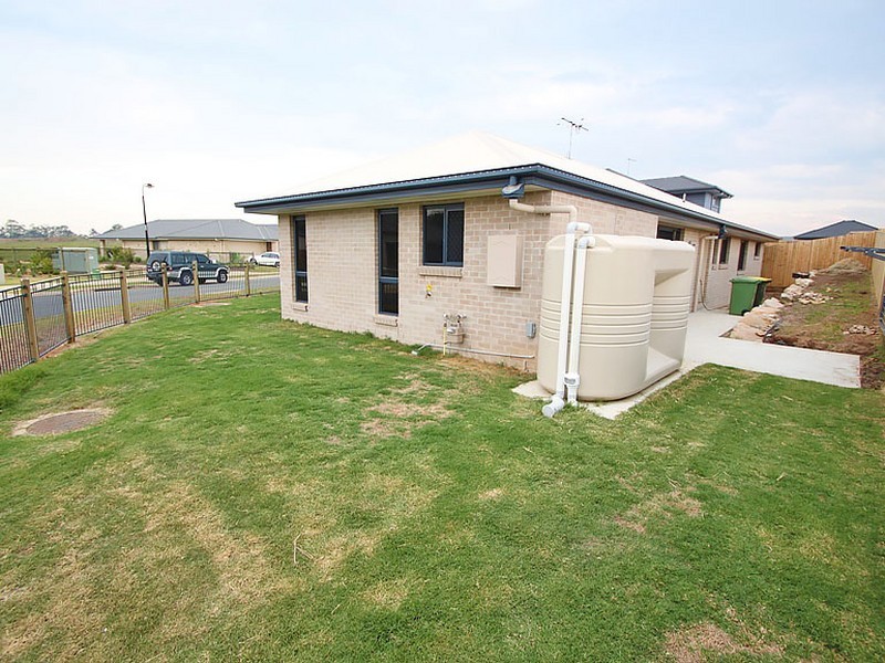 4 Dandelion Street, Griffin QLD 4503
