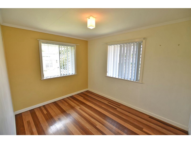 25 Boardman Street, Kallangur QLD 4503