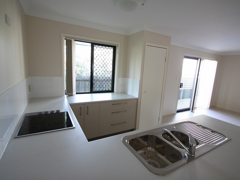 1/8 Glendon Court, Kallangur QLD 4503