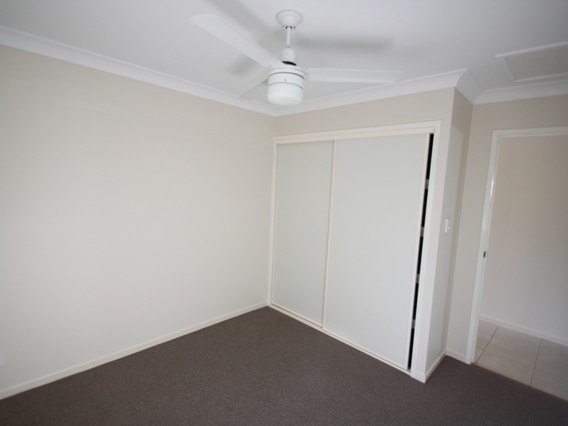 1/8 Glendon Court, Kallangur QLD 4503