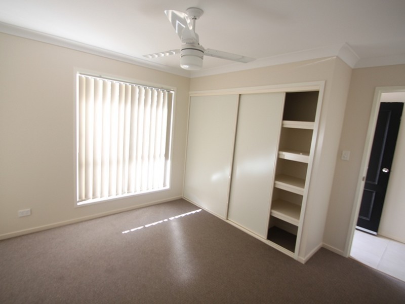 1/8 Glendon Court, Kallangur QLD 4503