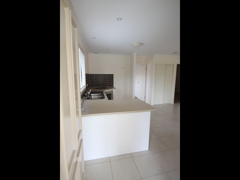 1/9 Ahern Street, Kallangur QLD 4503