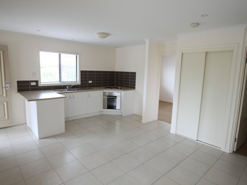 1/9 Ahern Street, Kallangur QLD 4503