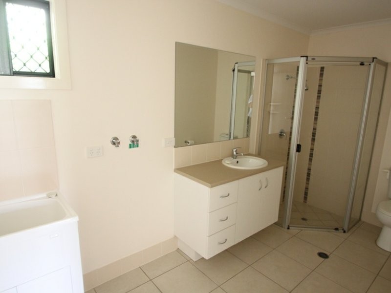 1/9 Ahern Street, Kallangur QLD 4503