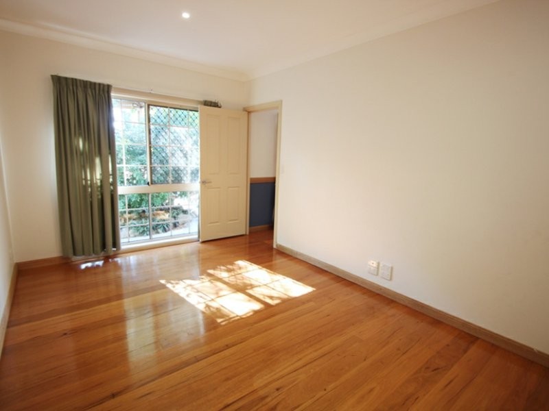 28 Elsie St, Kallangur QLD 4503