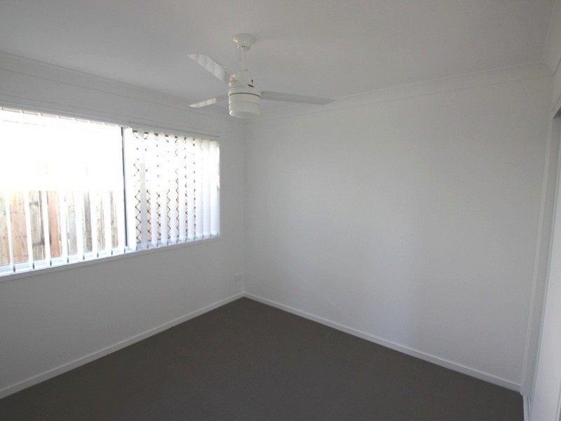 2A Macs Lane, Kallangur QLD 4503