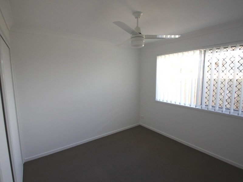 2A Macs Lane, Kallangur QLD 4503