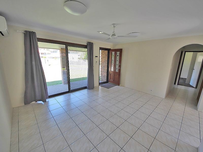 4 Constantia Court, Petrie QLD 4502