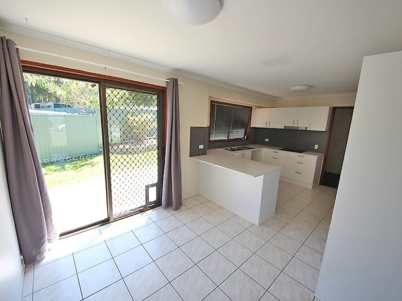 4 Constantia Court, Petrie QLD 4502