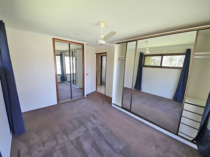 4 Constantia Court, Petrie QLD 4502