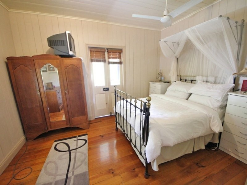 76 Wattle Street, Kallangur QLD 4503