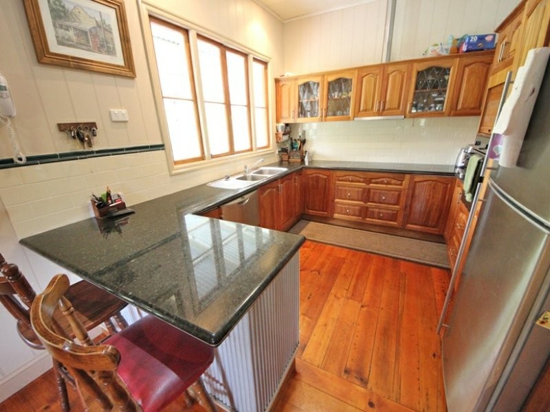 76 Wattle Street, Kallangur QLD 4503