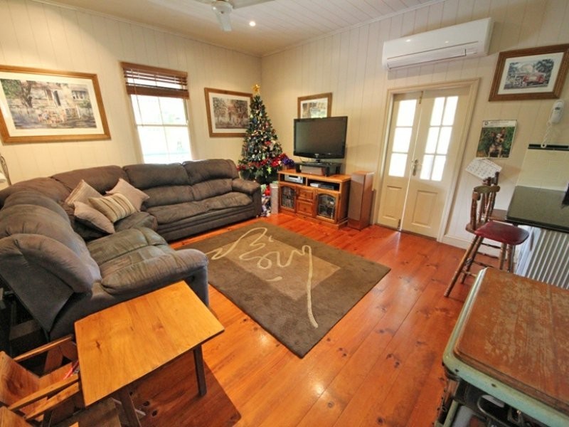 76 Wattle Street, Kallangur QLD 4503