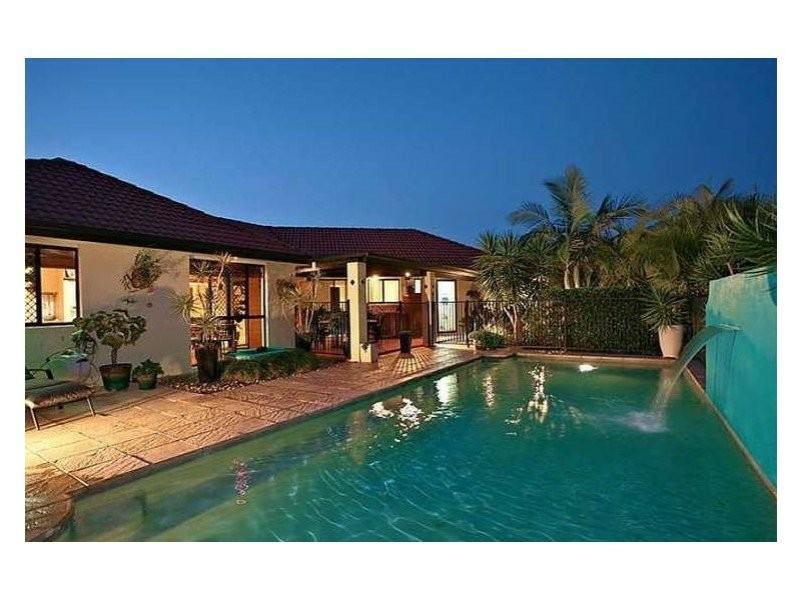 8 Farrington Drive, Murrumba Downs QLD 4503