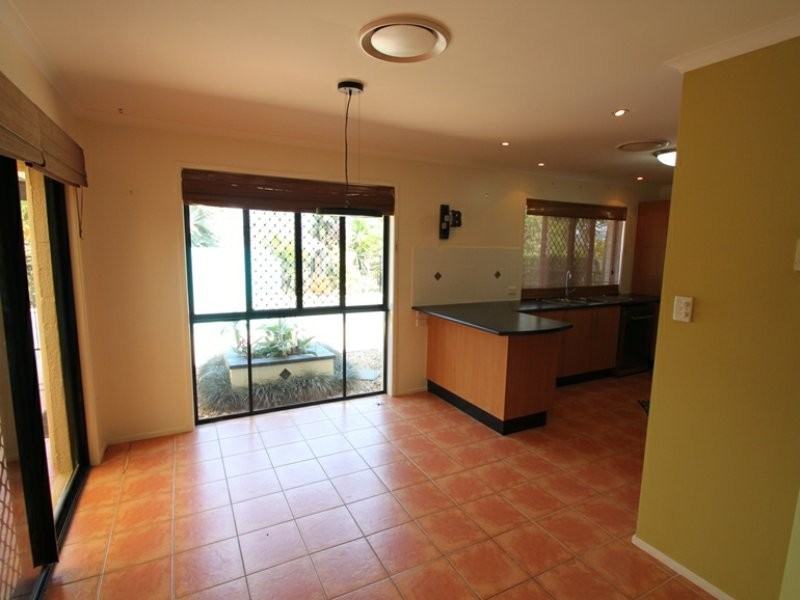 8 Farrington Drive, Murrumba Downs QLD 4503
