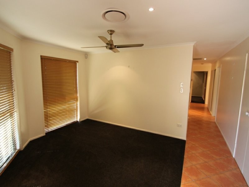 8 Farrington Drive, Murrumba Downs QLD 4503
