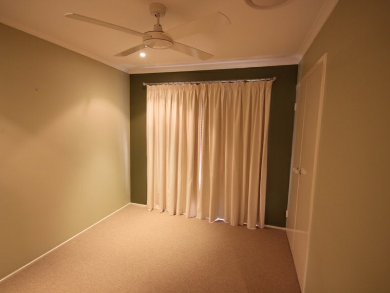 8 Farrington Drive, Murrumba Downs QLD 4503