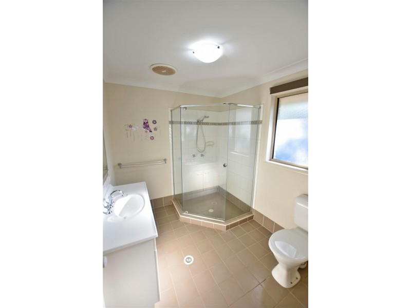 54 Pine Crest Drive, Kurwongbah QLD 4503