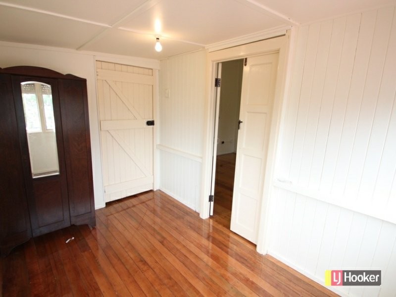 13 Reid Street, Petrie QLD 4502