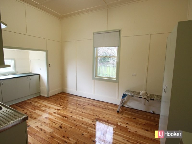 13 Reid Street, Petrie QLD 4502