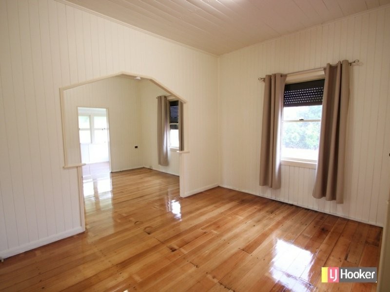 13 Reid Street, Petrie QLD 4502