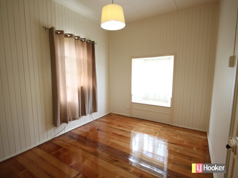 13 Reid Street, Petrie QLD 4502