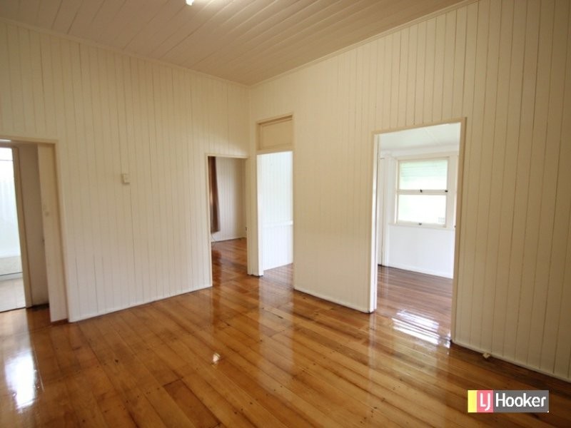 13 Reid Street, Petrie QLD 4502